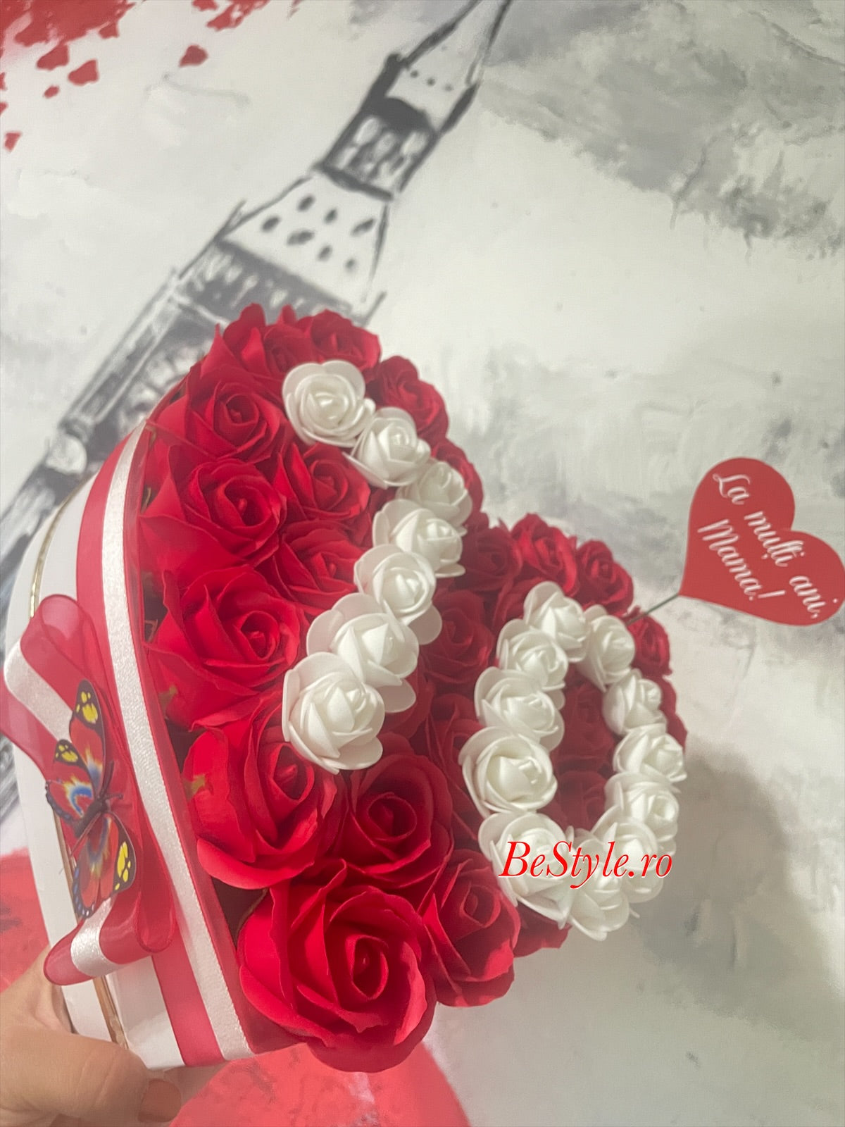 Aranjament cu trandafiri de sapun personalizat cu varsta din trandafiri 01