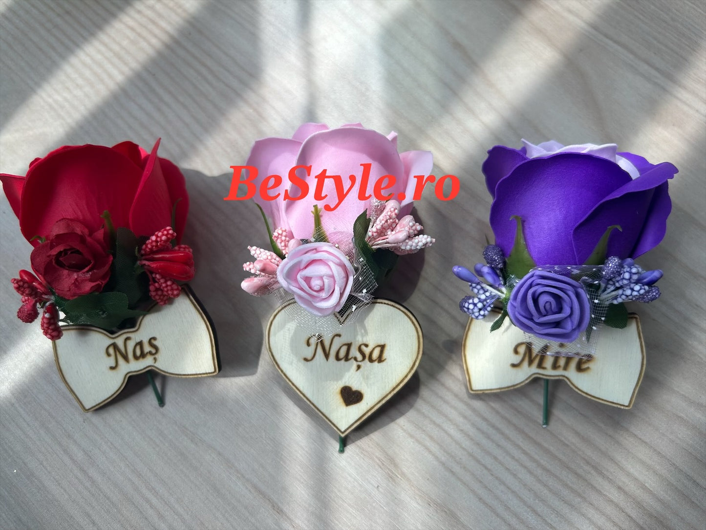 Floare de pus in piept personalizata 04