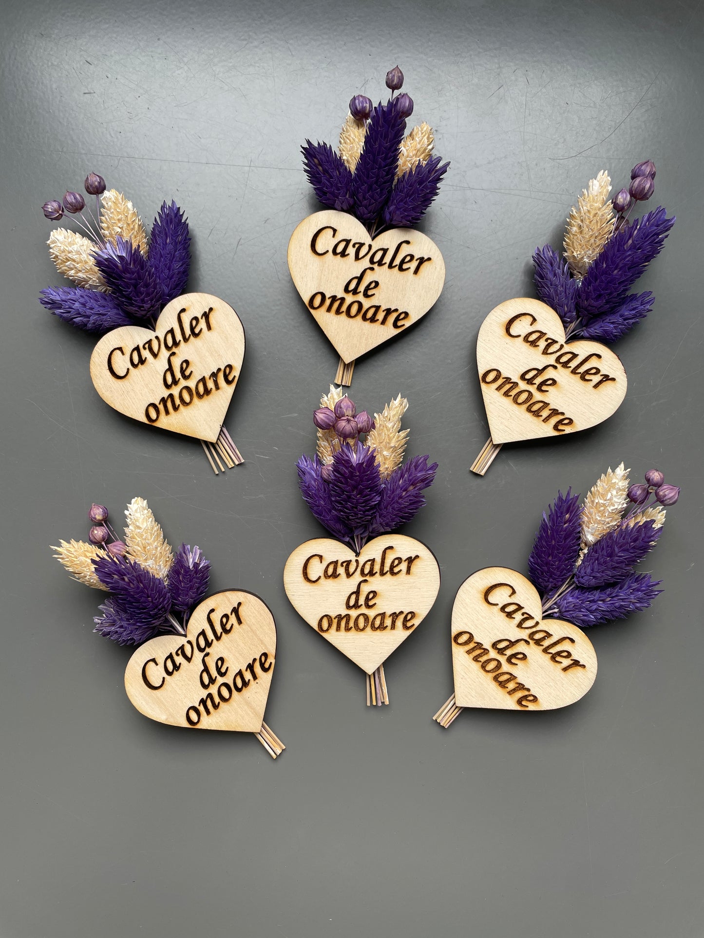 Floare de pus in piept personalizata 06