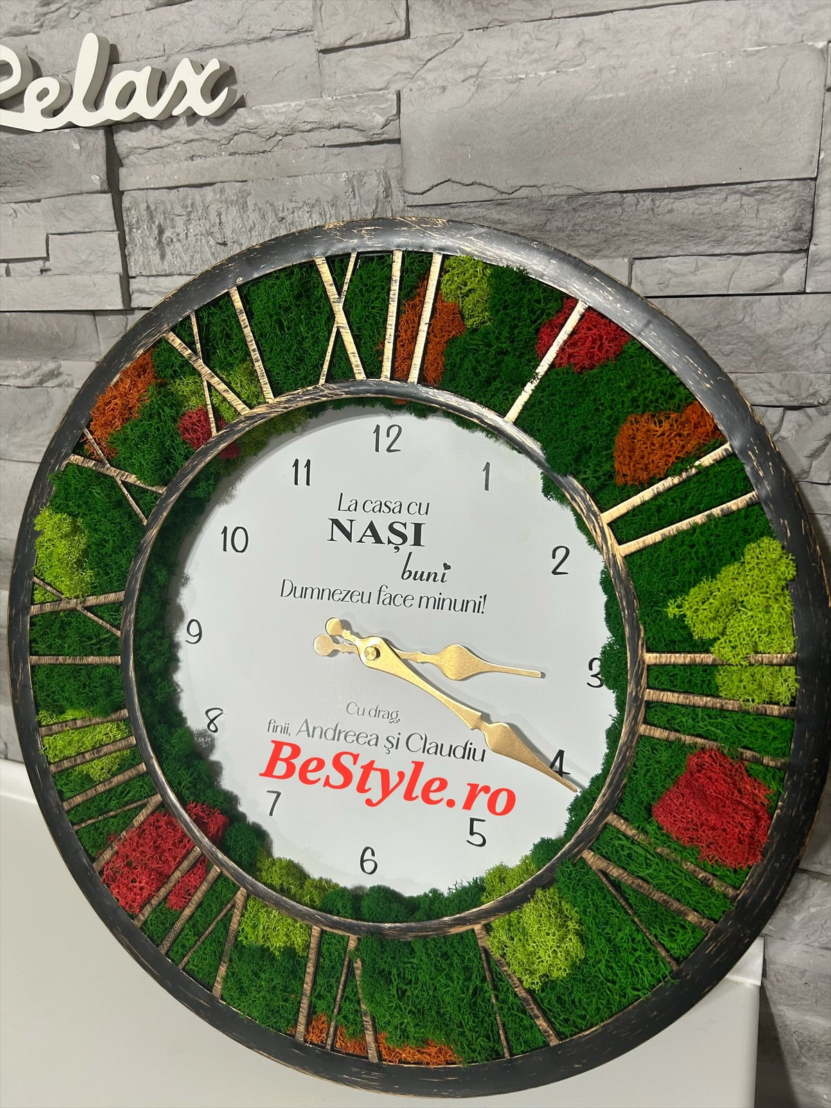 Ceas de perete cu licheni personalizat pentru nasi 02