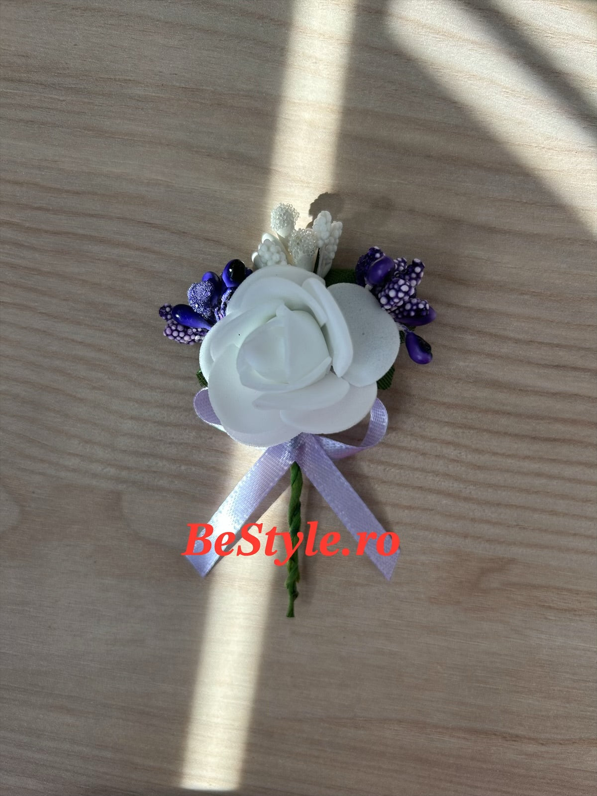 Floare de pus in piept invitati nunta 02