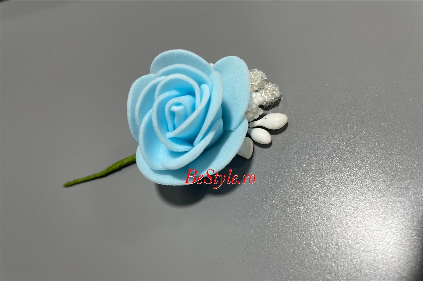 Floare de pus in piept invitati nunta 05