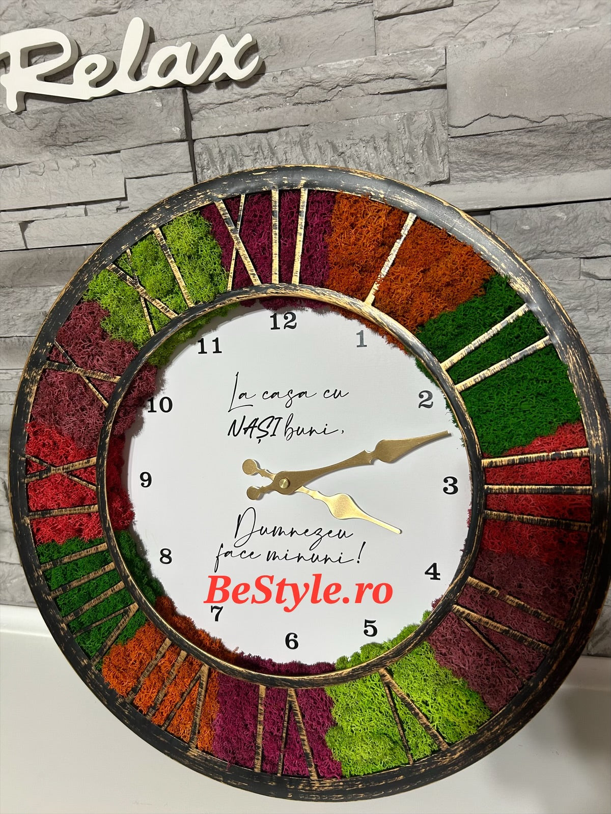 Ceas de perete cu licheni personalizat pentru nasi 01