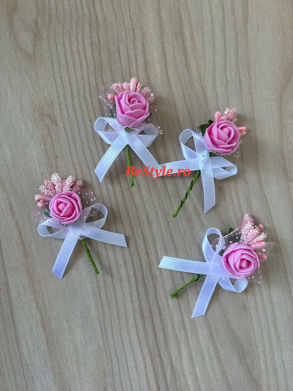 Floare de pus in piept invitati nunta 01