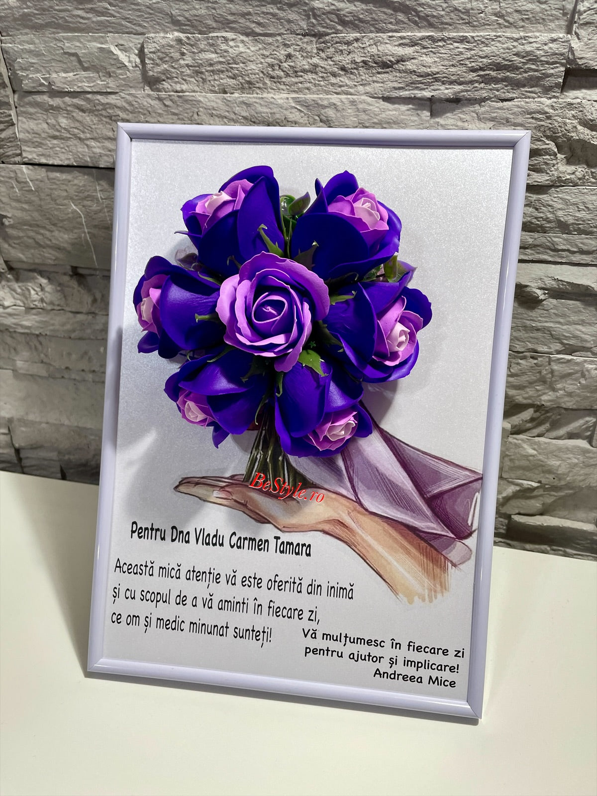 Tablou personalizat cu buchet din trandafiri de sapun
