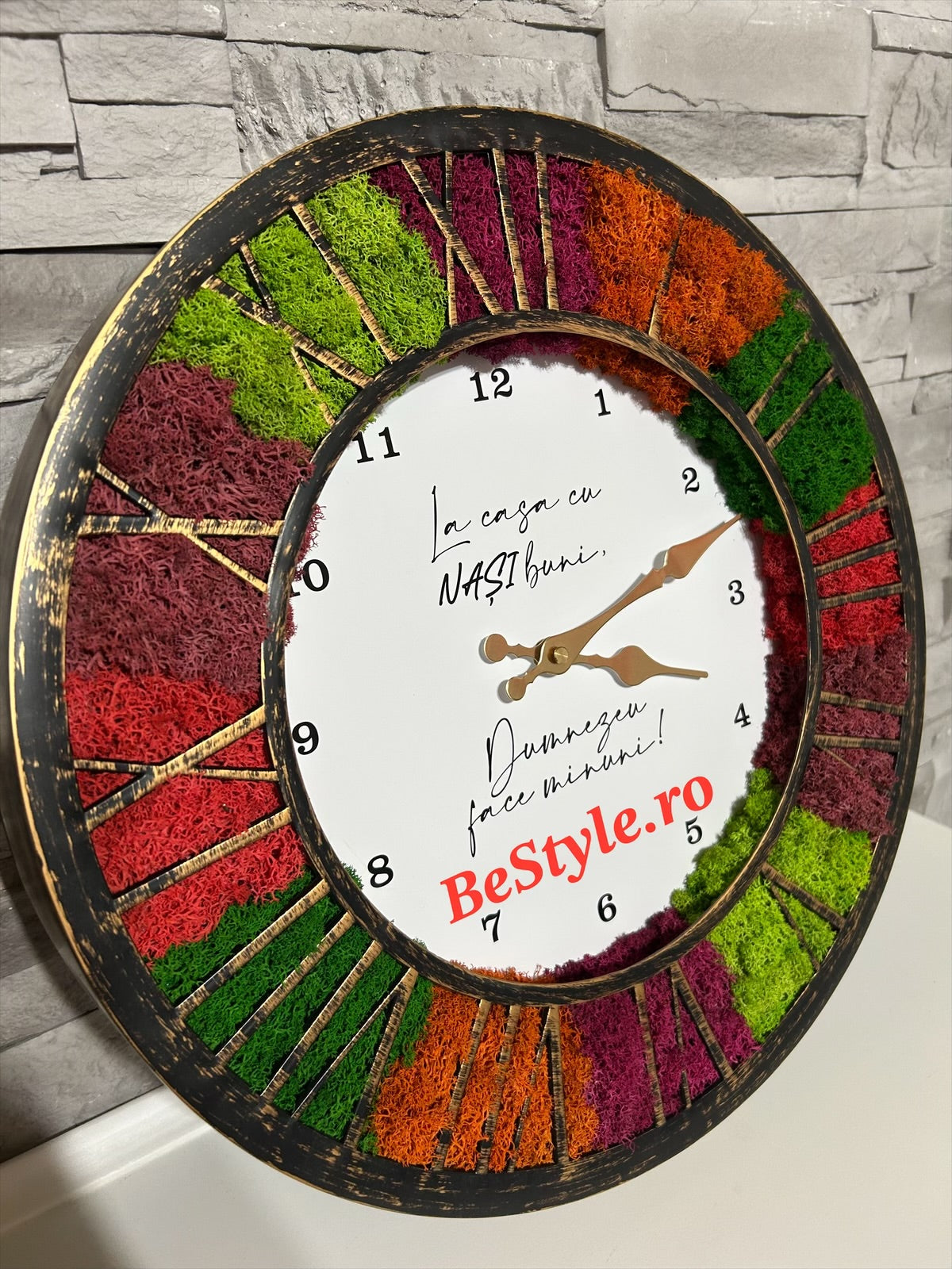 Ceas de perete cu licheni personalizat pentru nasi 01