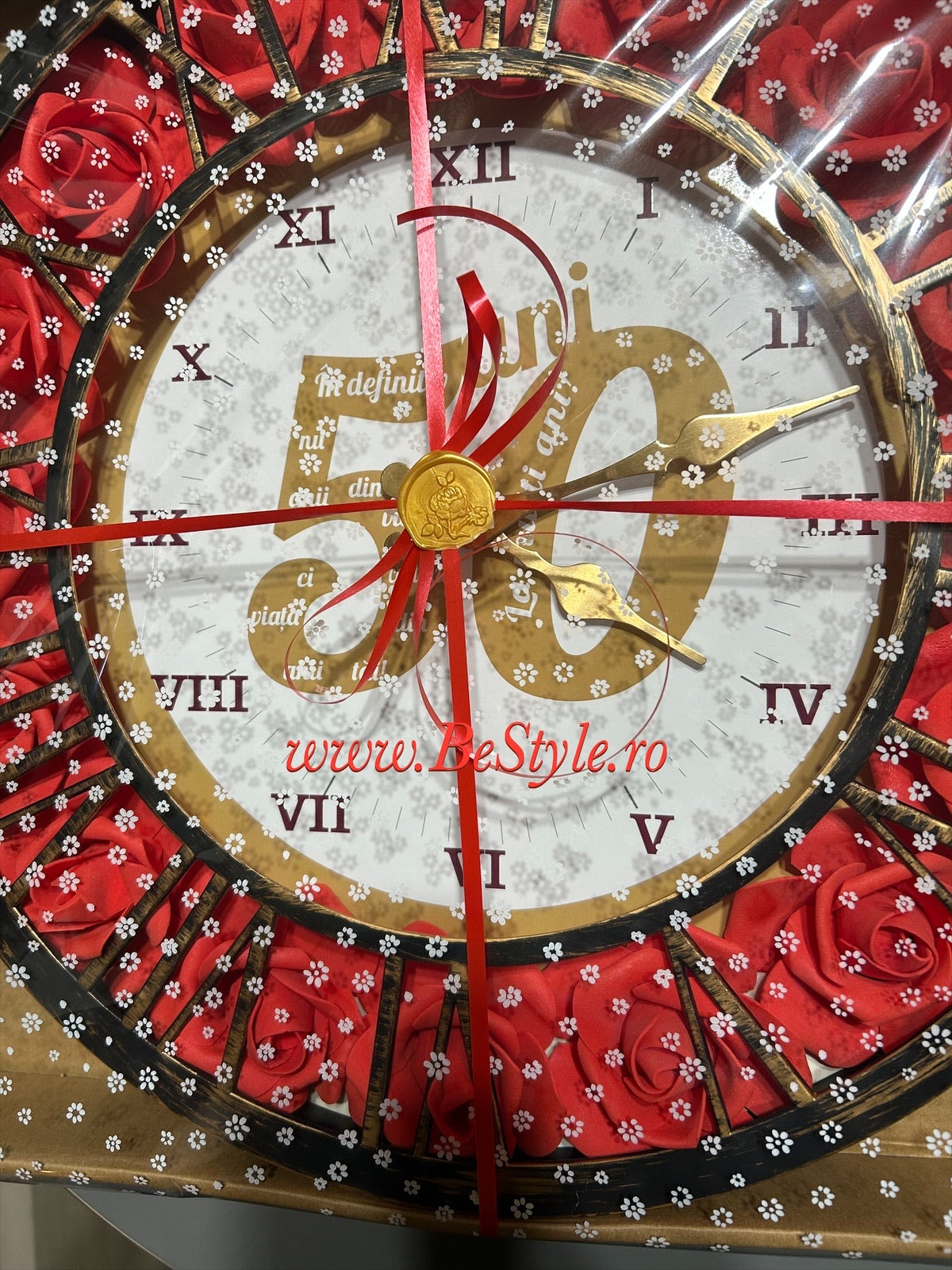 Ceas de perete - cadou aniversar - cu trandafiri de spuma