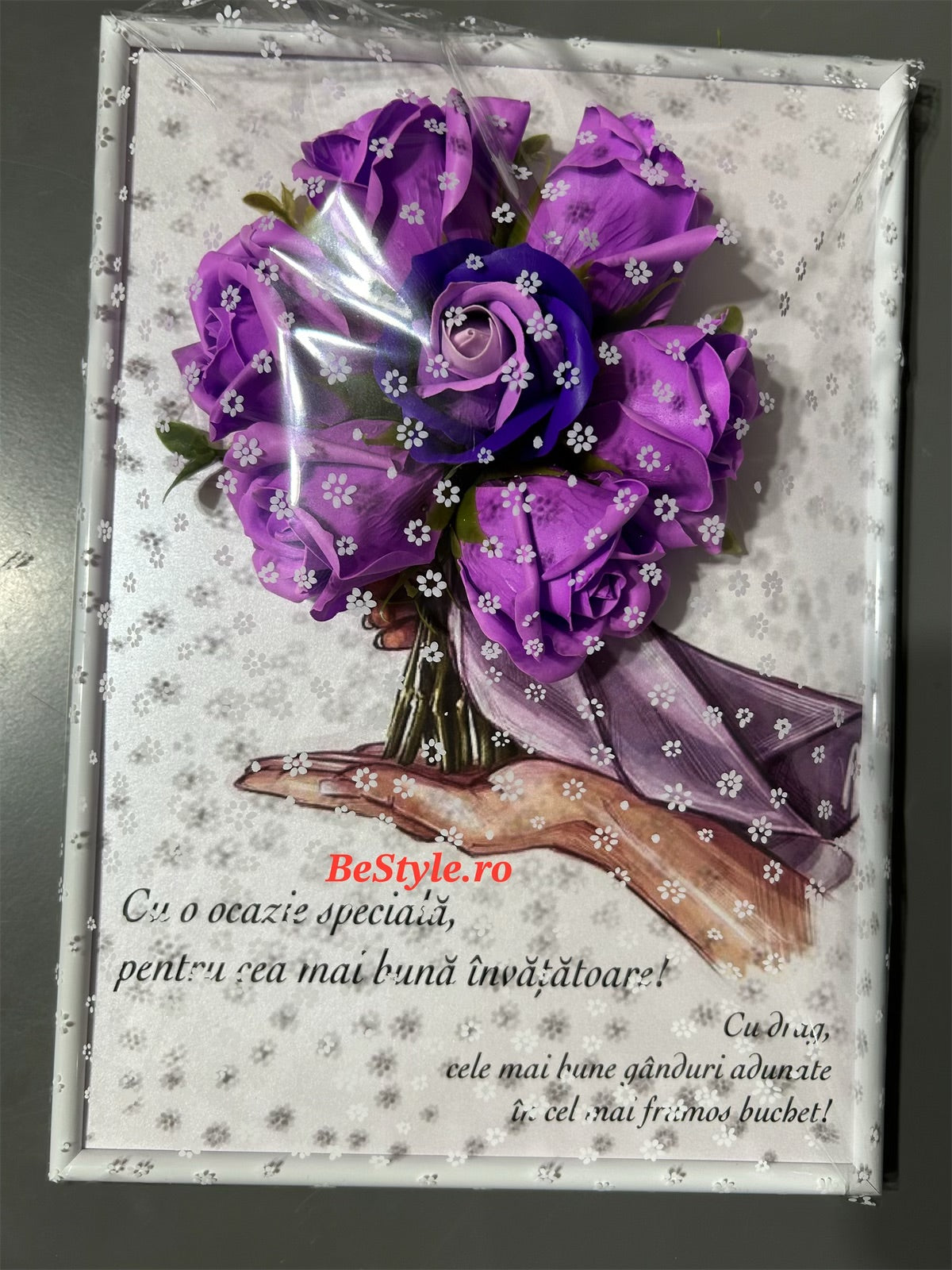 Tablou personalizat cu buchet din trandafiri de sapun