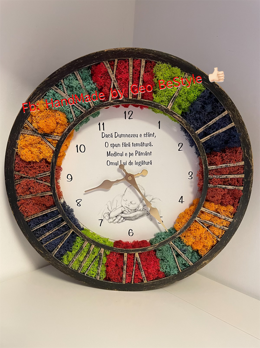 Ceas de perete cu licheni personalizat pentru medicul pediatru