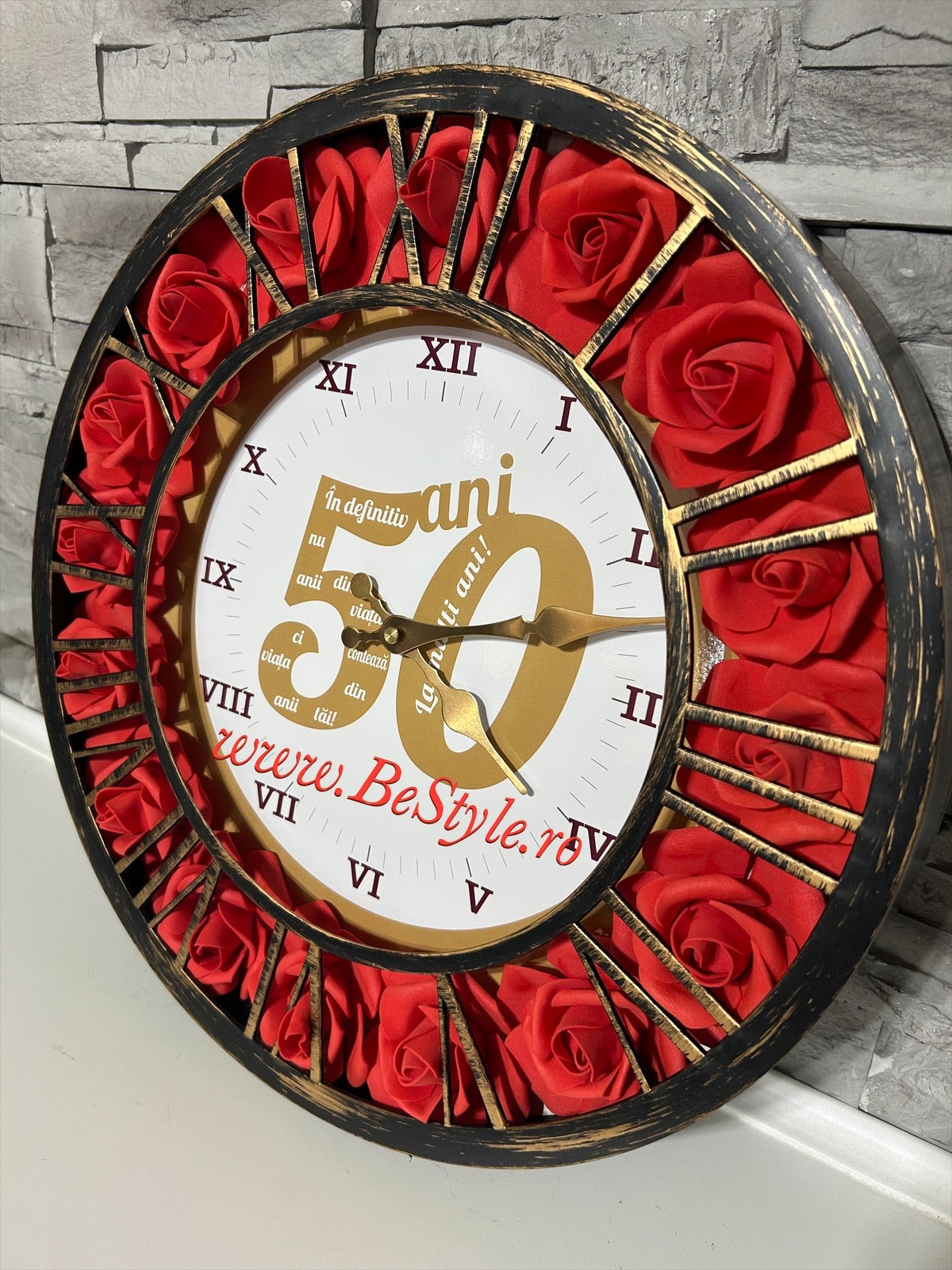 Ceas de perete - cadou aniversar - cu trandafiri de spuma