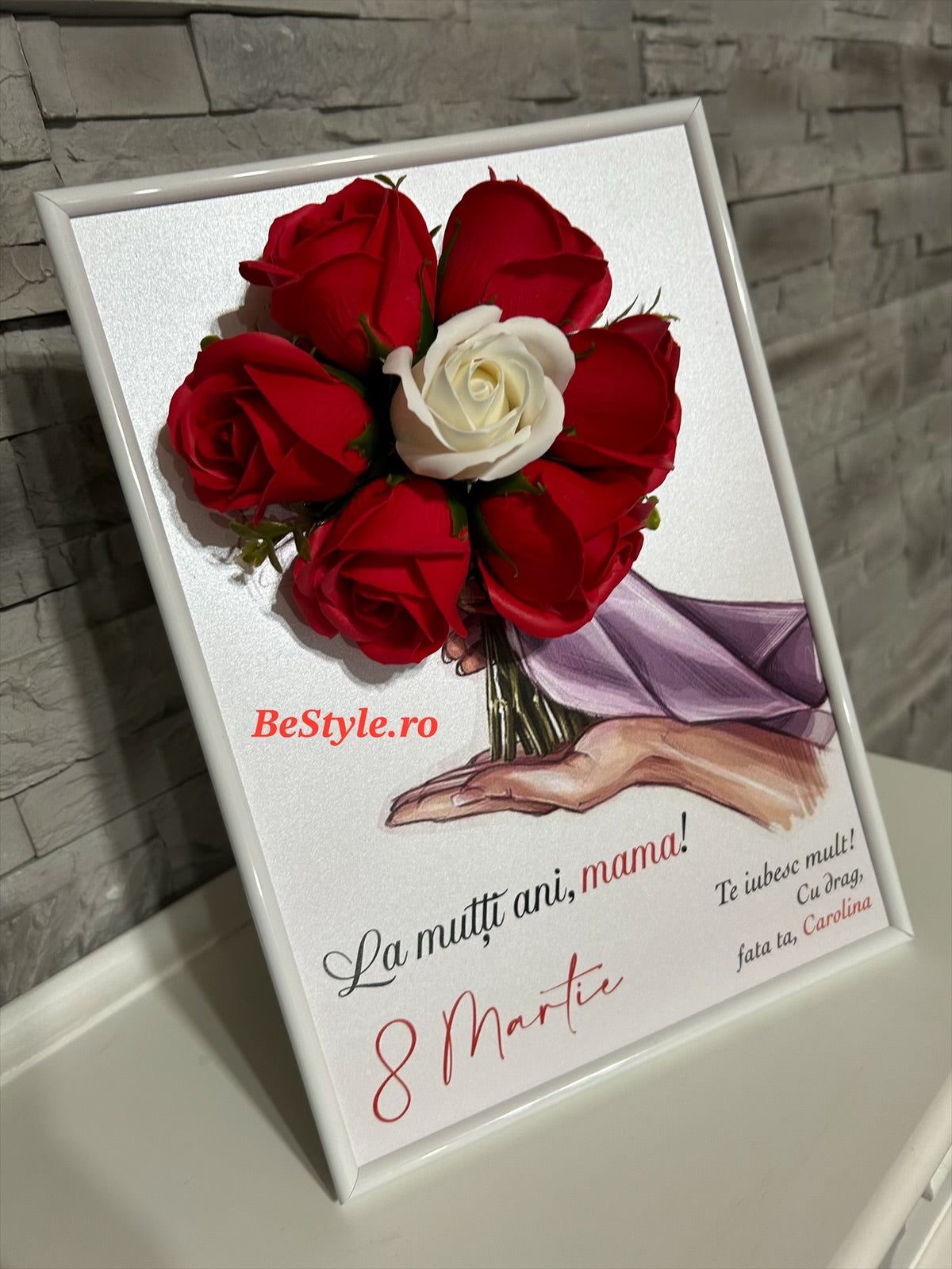 Tablou martisor pentru mama cu buchet din trandafiri de sapun