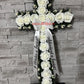 Cruce funerara artificiala decorata cu trandafiri din spuma pentru Paste