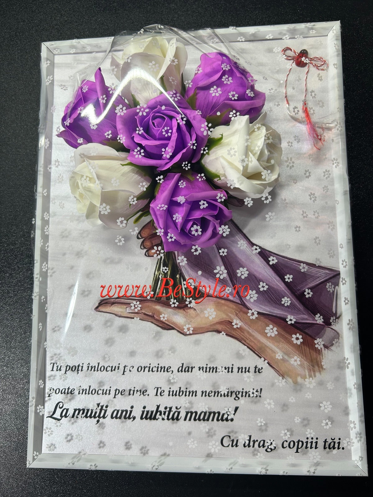 Tablou martisor pentru mama cu buchet din trandafiri de sapun