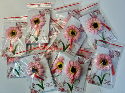 Brosa martisor in forma de floare