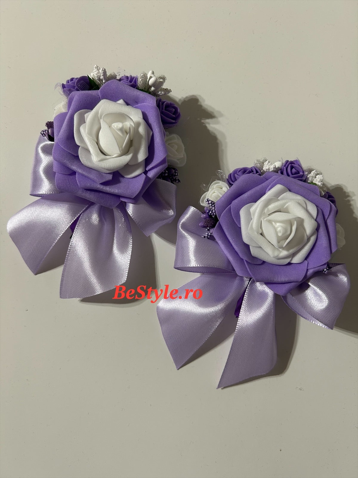 Floare de pus în piept nunta pentru mire, nas sau nașa