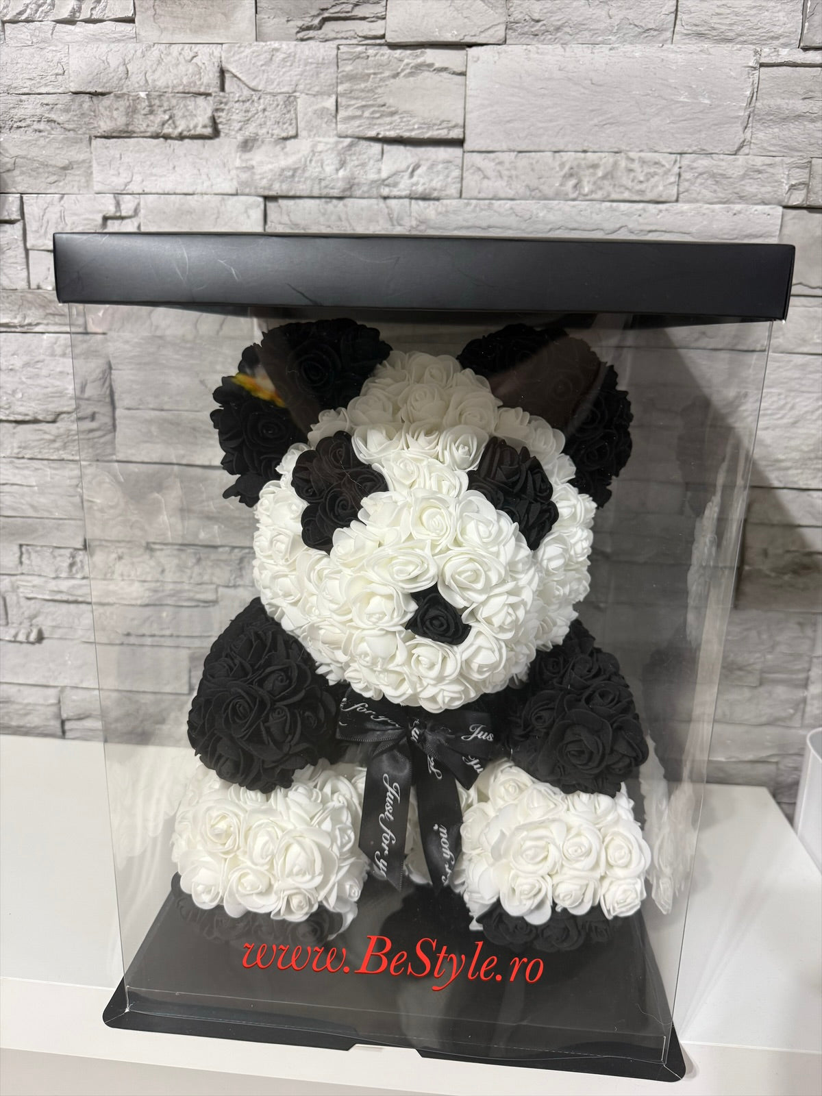 Ursulet Panda din trandafiri de spuma 01