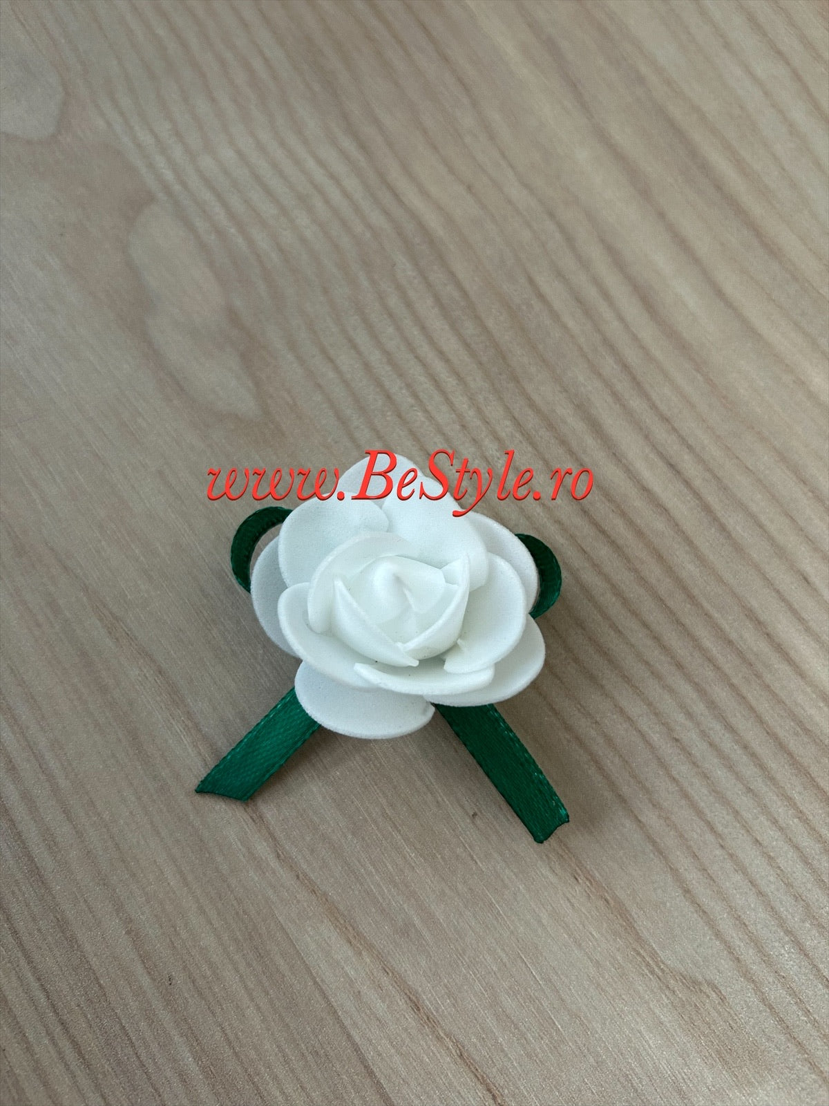 Floare de pus in piept invitati nunta 10