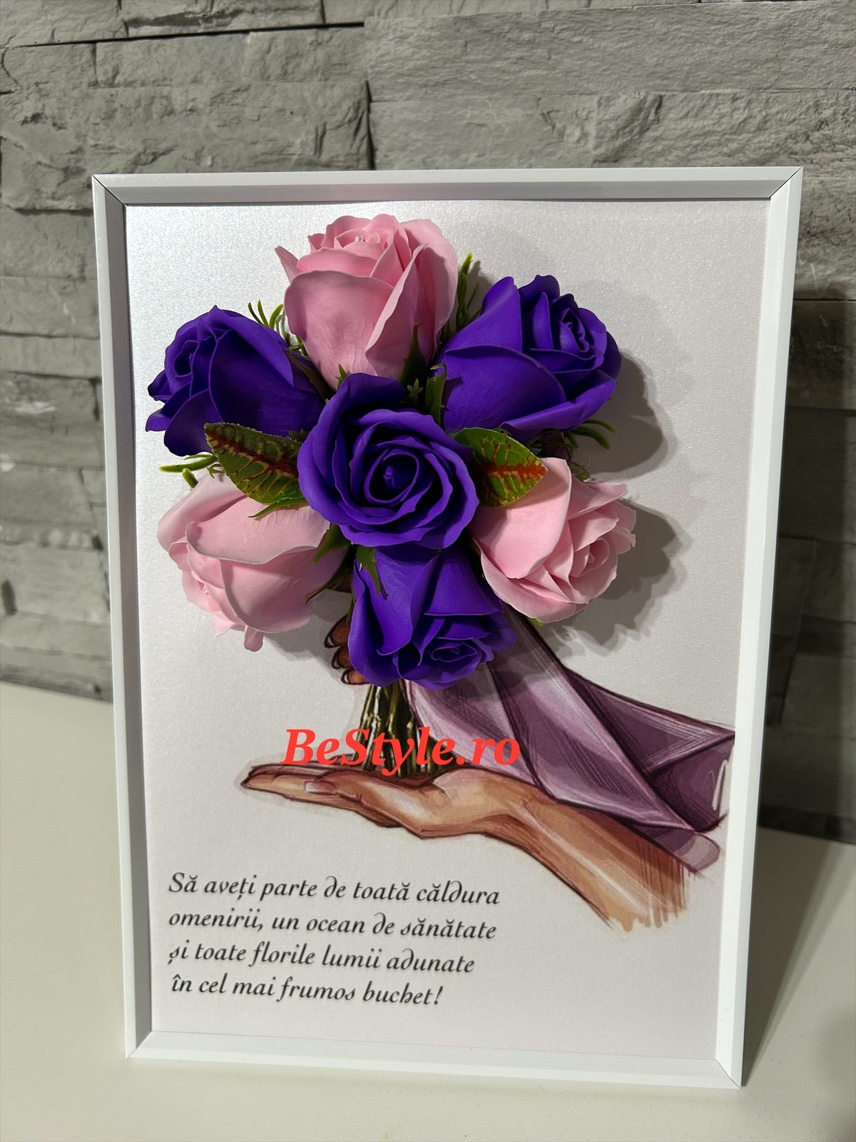 Tablou personalizat cu buchet din trandafiri de sapun