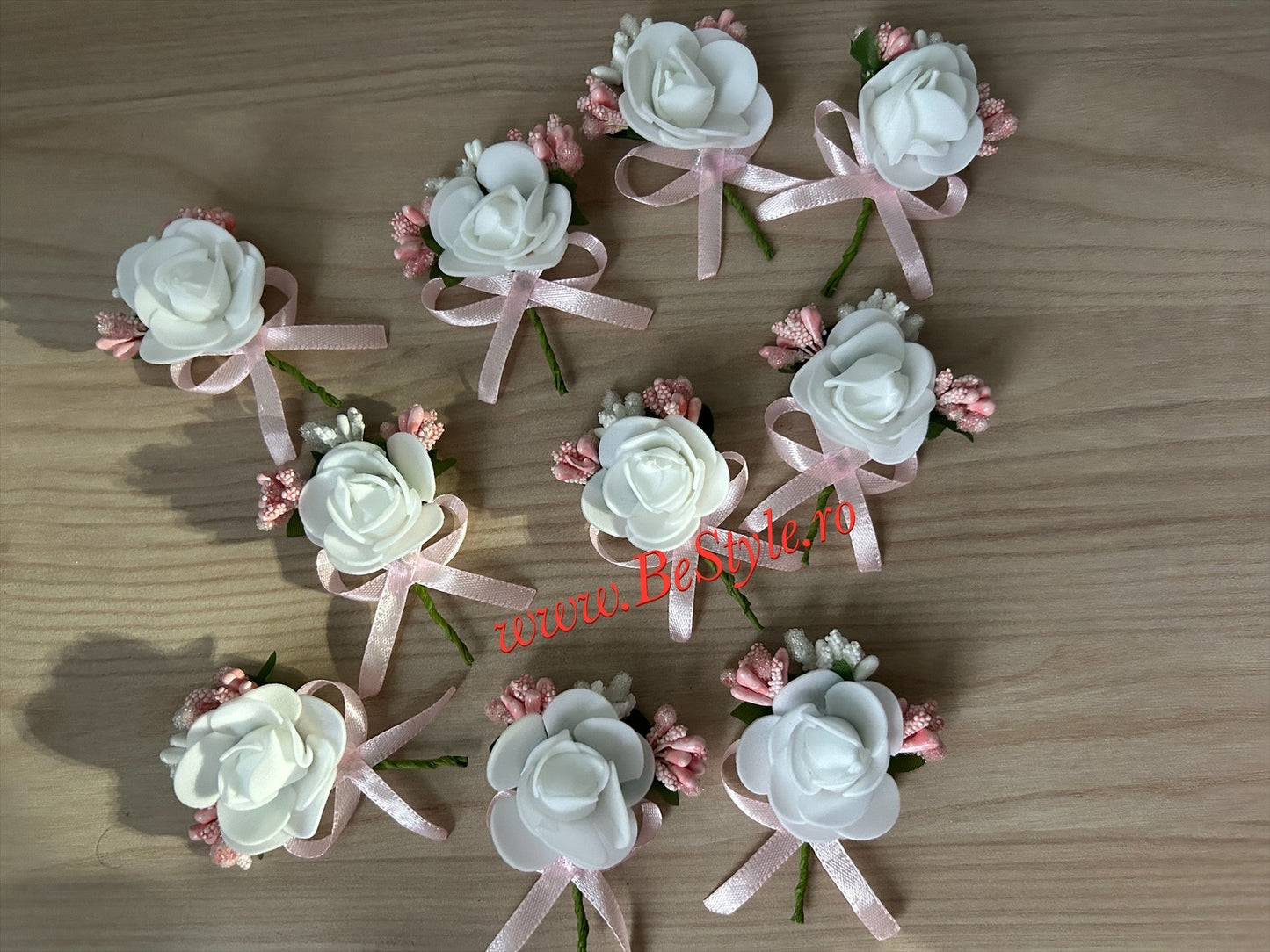 Floare de pus in piept invitati nunta 02