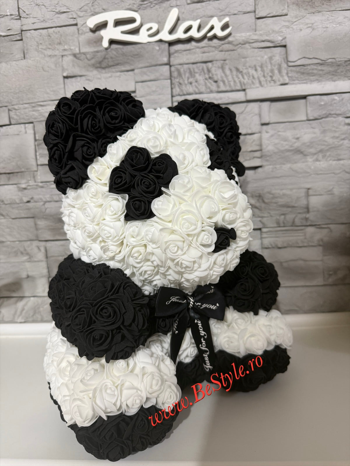 Ursulet Panda din trandafiri de spuma 01