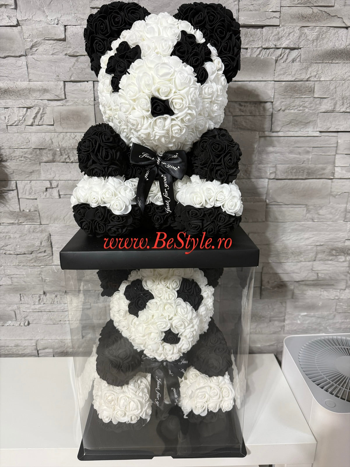 Ursulet Panda din trandafiri de spuma 01