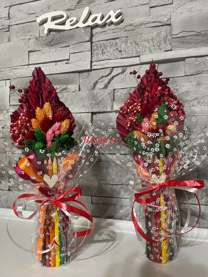 Aranjament din creioane colorate cu flori uscate 04