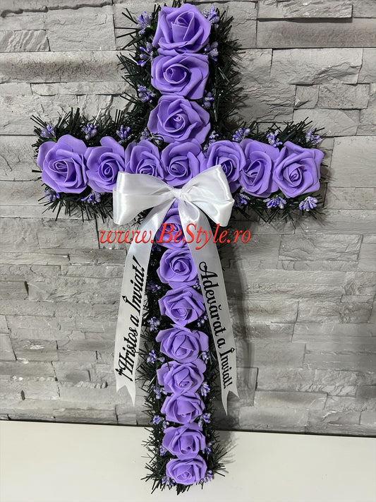 Cruce funerara artificiala decorata cu trandafiri din spuma pentru Paste
