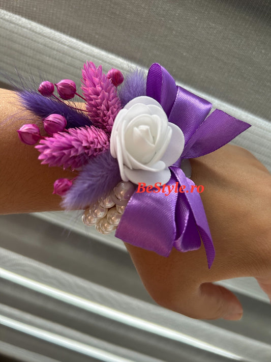 Bratara din perle, cu flori stabilizate pentru mireasa, nasa, soacre, domnisoare 01