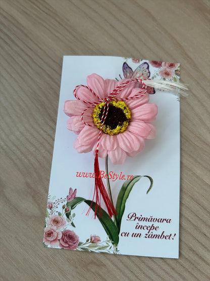 Brosa martisor in forma de floare