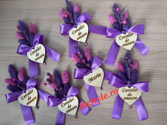 Floare de pus in piept personalizata 06