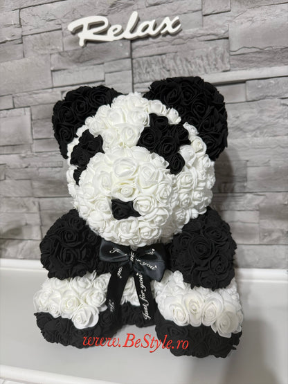 Ursulet Panda din trandafiri de spuma 01
