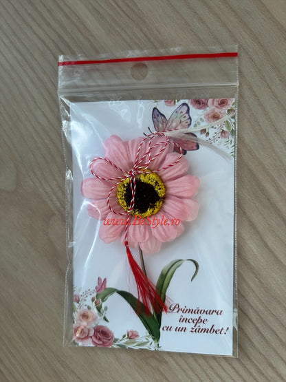 Brosa martisor in forma de floare