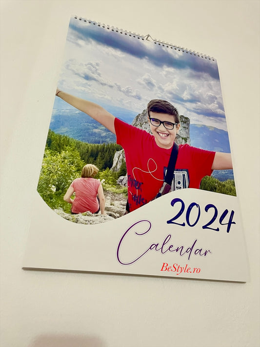 Calendar personalizat de perete 2024 CAL P61