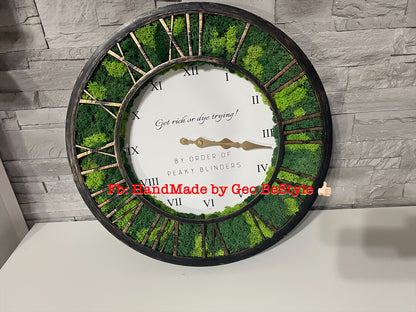 Ceas de perete cu licheni personalizat 01