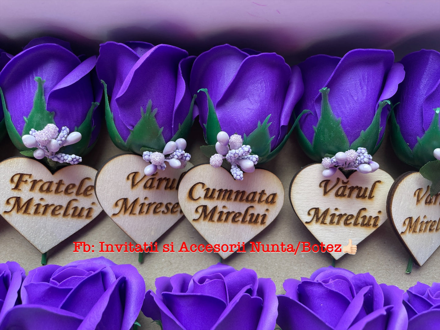 Floare de pus in piept personalizata 02