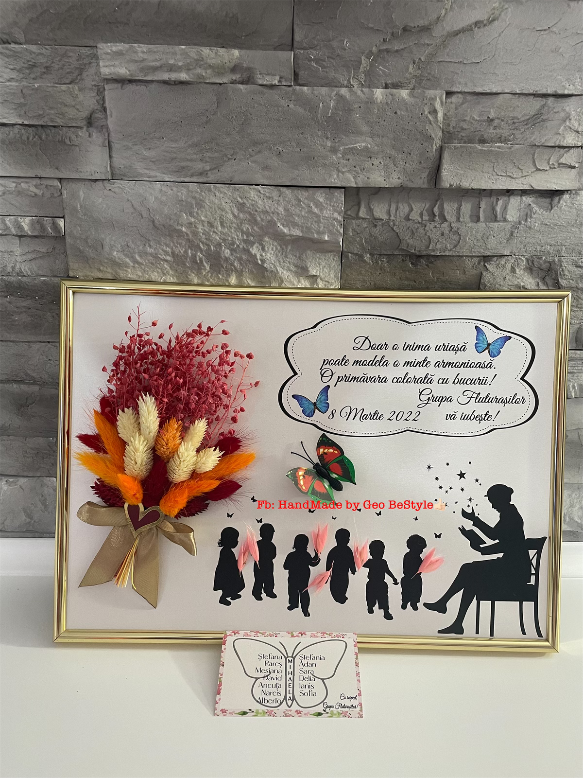 Tablou martisor cu buchet din flori uscate pentru doamna 01